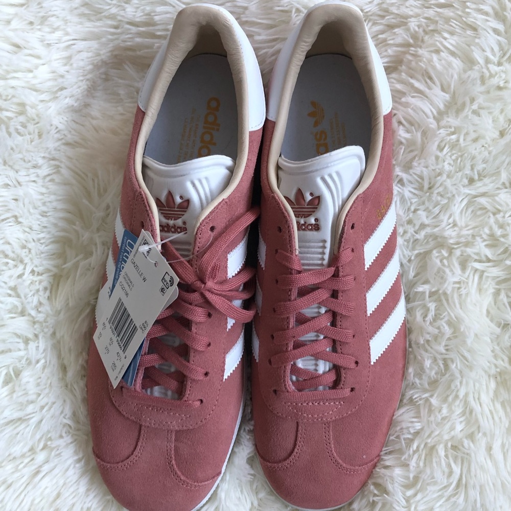 NWT Adidas Gazelle Sneakers Baby Pink Suede
